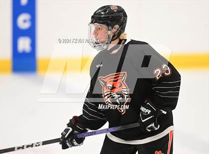 Thumbnail 1 in Ridgefield vs. Darien (CIAC DI Quarterfinal) photogallery.