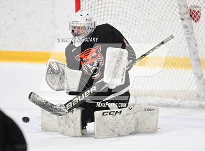 Thumbnail 1 in Ridgefield vs. Darien (CIAC DI Quarterfinal) photogallery.