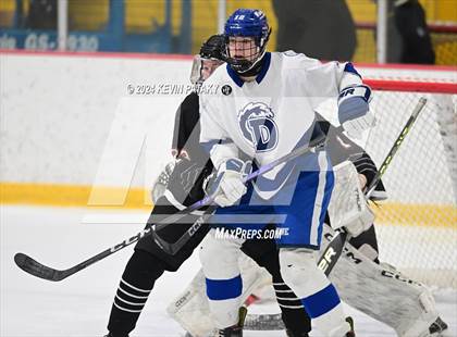 Thumbnail 3 in Ridgefield vs. Darien (CIAC DI Quarterfinal) photogallery.