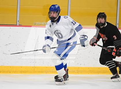 Thumbnail 3 in Ridgefield vs. Darien (CIAC DI Quarterfinal) photogallery.