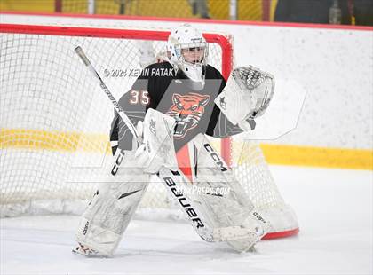 Thumbnail 3 in Ridgefield vs. Darien (CIAC DI Quarterfinal) photogallery.