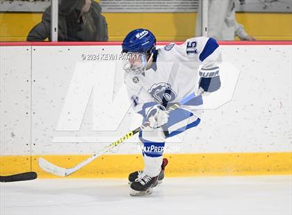 Thumbnail 2 in Ridgefield vs. Darien (CIAC DI Quarterfinal) photogallery.