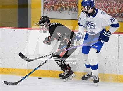 Thumbnail 1 in Ridgefield vs. Darien (CIAC DI Quarterfinal) photogallery.