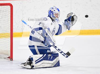 Thumbnail 3 in Ridgefield vs. Darien (CIAC DI Quarterfinal) photogallery.