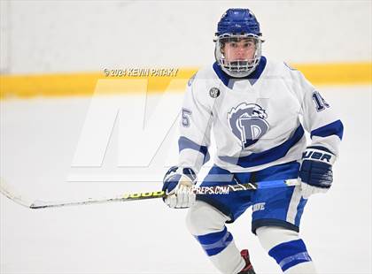Thumbnail 2 in Ridgefield vs. Darien (CIAC DI Quarterfinal) photogallery.