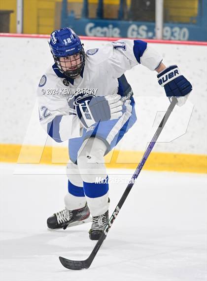Thumbnail 1 in Ridgefield vs. Darien (CIAC DI Quarterfinal) photogallery.