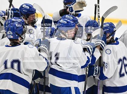Thumbnail 2 in Ridgefield vs. Darien (CIAC DI Quarterfinal) photogallery.