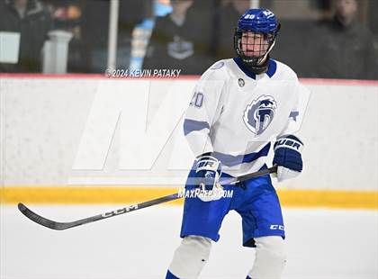 Thumbnail 1 in Ridgefield vs. Darien (CIAC DI Quarterfinal) photogallery.