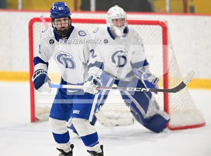 Thumbnail 2 in Ridgefield vs. Darien (CIAC DI Quarterfinal) photogallery.