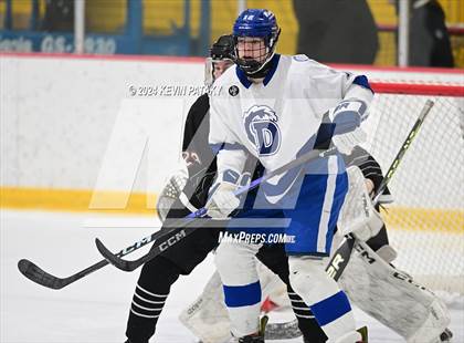 Thumbnail 2 in Ridgefield vs. Darien (CIAC DI Quarterfinal) photogallery.