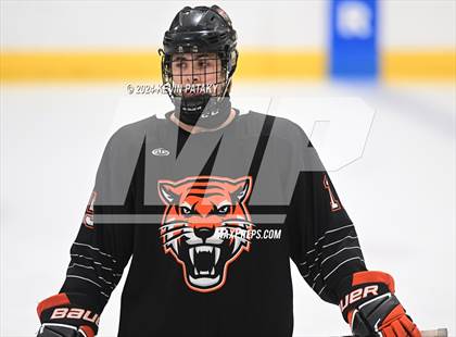 Thumbnail 3 in Ridgefield vs. Darien (CIAC DI Quarterfinal) photogallery.