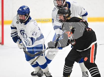 Thumbnail 3 in Ridgefield vs. Darien (CIAC DI Quarterfinal) photogallery.