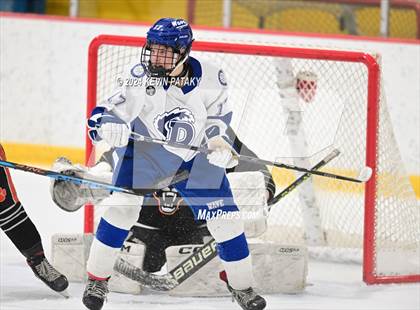Thumbnail 2 in Ridgefield vs. Darien (CIAC DI Quarterfinal) photogallery.