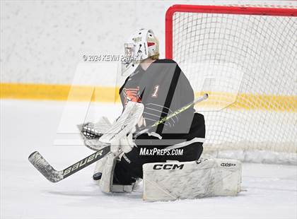 Thumbnail 1 in Ridgefield vs. Darien (CIAC DI Quarterfinal) photogallery.