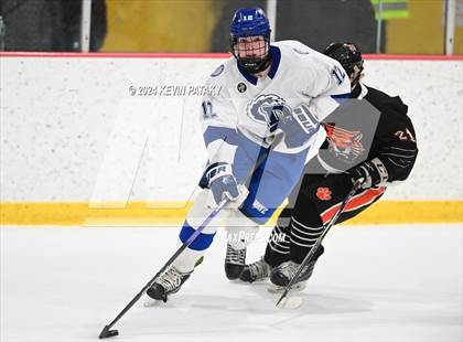 Thumbnail 3 in Ridgefield vs. Darien (CIAC DI Quarterfinal) photogallery.