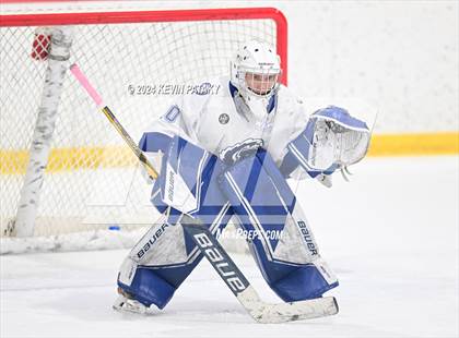 Thumbnail 2 in Ridgefield vs. Darien (CIAC DI Quarterfinal) photogallery.