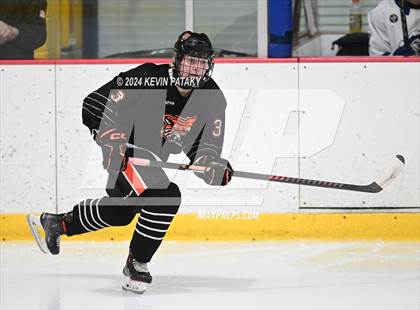 Thumbnail 2 in Ridgefield vs. Darien (CIAC DI Quarterfinal) photogallery.