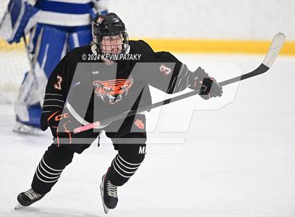 Thumbnail 1 in Ridgefield vs. Darien (CIAC DI Quarterfinal) photogallery.