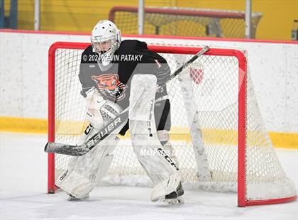 Thumbnail 2 in Ridgefield vs. Darien (CIAC DI Quarterfinal) photogallery.