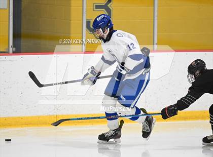 Thumbnail 1 in Ridgefield vs. Darien (CIAC DI Quarterfinal) photogallery.