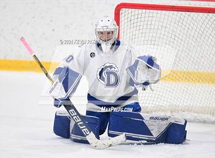 Thumbnail 2 in Ridgefield vs. Darien (CIAC DI Quarterfinal) photogallery.