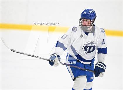 Thumbnail 2 in Ridgefield vs. Darien (CIAC DI Quarterfinal) photogallery.