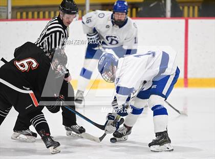 Thumbnail 1 in Ridgefield vs. Darien (CIAC DI Quarterfinal) photogallery.