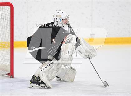 Thumbnail 1 in Ridgefield vs. Darien (CIAC DI Quarterfinal) photogallery.