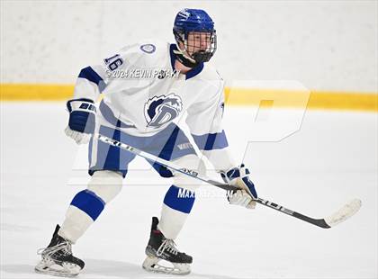 Thumbnail 2 in Ridgefield vs. Darien (CIAC DI Quarterfinal) photogallery.