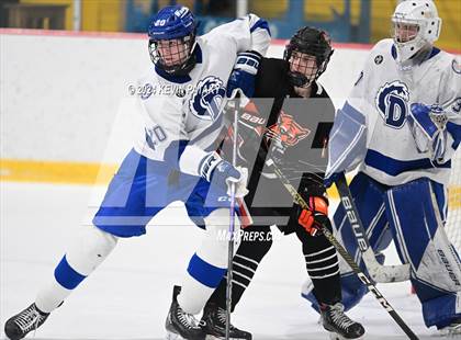 Thumbnail 2 in Ridgefield vs. Darien (CIAC DI Quarterfinal) photogallery.