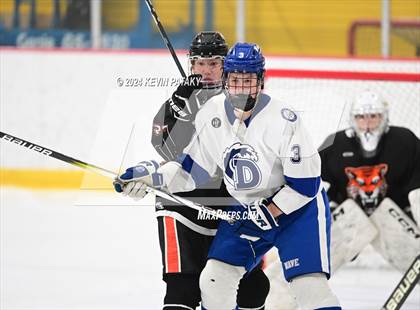 Thumbnail 3 in Ridgefield vs. Darien (CIAC DI Quarterfinal) photogallery.