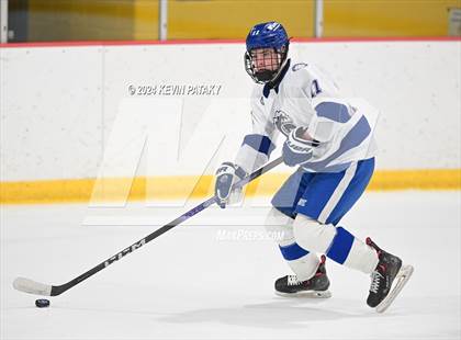 Thumbnail 3 in Ridgefield vs. Darien (CIAC DI Quarterfinal) photogallery.