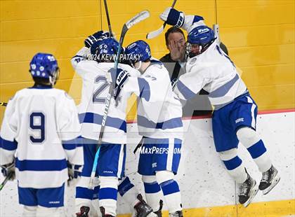 Thumbnail 1 in Ridgefield vs. Darien (CIAC DI Quarterfinal) photogallery.