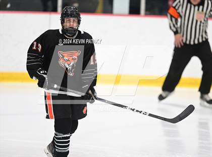 Thumbnail 3 in Ridgefield vs. Darien (CIAC DI Quarterfinal) photogallery.