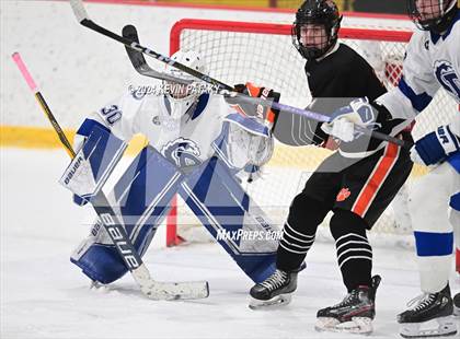 Thumbnail 2 in Ridgefield vs. Darien (CIAC DI Quarterfinal) photogallery.