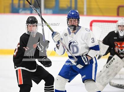 Thumbnail 3 in Ridgefield vs. Darien (CIAC DI Quarterfinal) photogallery.
