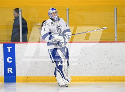 Thumbnail 2 in Ridgefield vs. Darien (CIAC DI Quarterfinal) photogallery.