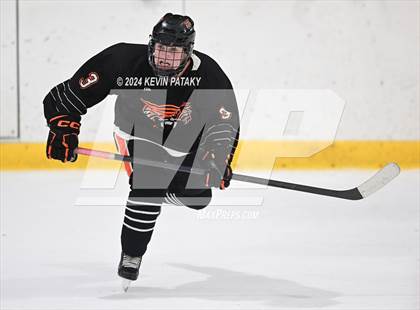 Thumbnail 1 in Ridgefield vs. Darien (CIAC DI Quarterfinal) photogallery.