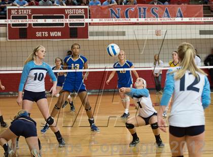 Thumbnail 3 in North Surry vs. South Granville (NCHSAA 2A Final) photogallery.