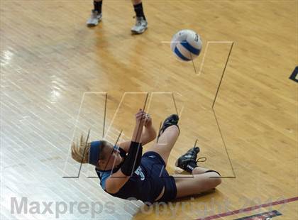 Thumbnail 1 in North Surry vs. South Granville (NCHSAA 2A Final) photogallery.