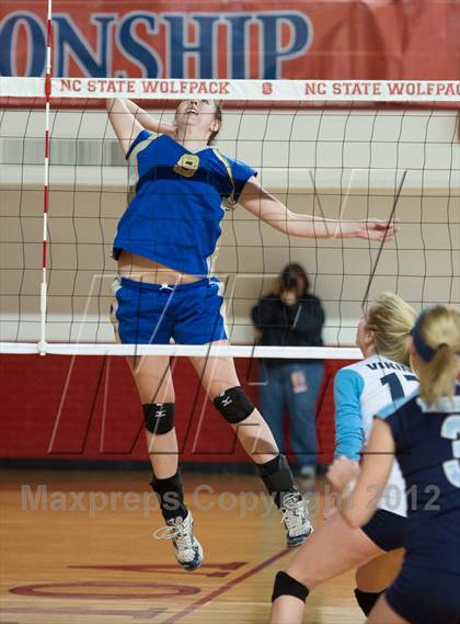 Thumbnail 2 in North Surry vs. South Granville (NCHSAA 2A Final) photogallery.