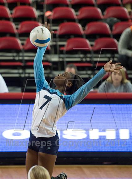 Thumbnail 2 in North Surry vs. South Granville (NCHSAA 2A Final) photogallery.