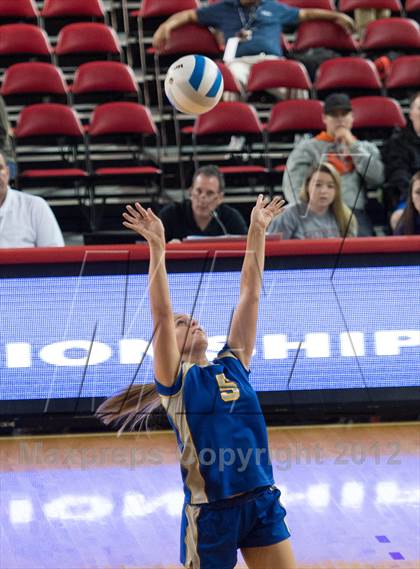Thumbnail 1 in North Surry vs. South Granville (NCHSAA 2A Final) photogallery.