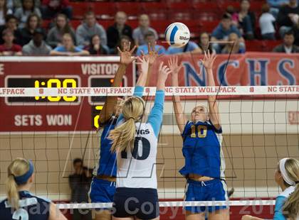 Thumbnail 2 in North Surry vs. South Granville (NCHSAA 2A Final) photogallery.
