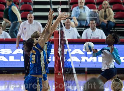 Thumbnail 1 in North Surry vs. South Granville (NCHSAA 2A Final) photogallery.