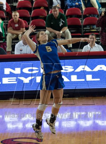 Thumbnail 1 in North Surry vs. South Granville (NCHSAA 2A Final) photogallery.