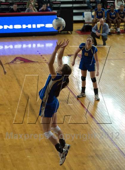 Thumbnail 3 in North Surry vs. South Granville (NCHSAA 2A Final) photogallery.