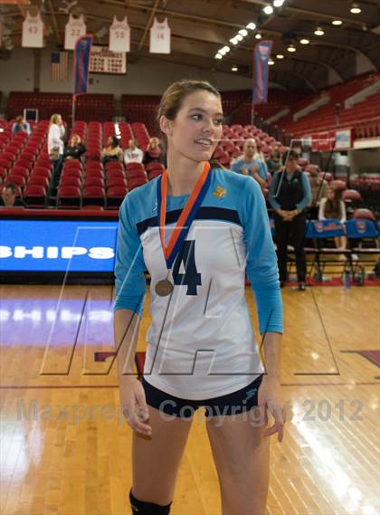 Thumbnail 1 in North Surry vs. South Granville (NCHSAA 2A Final) photogallery.