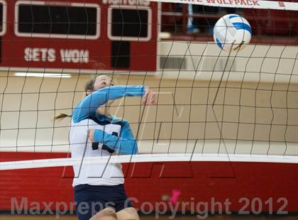 Thumbnail 3 in North Surry vs. South Granville (NCHSAA 2A Final) photogallery.
