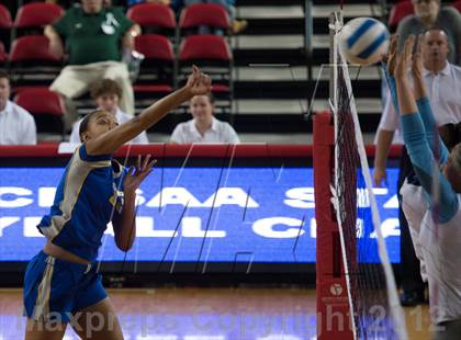 Thumbnail 3 in North Surry vs. South Granville (NCHSAA 2A Final) photogallery.
